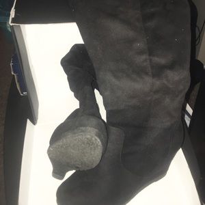 Black 10W Calf high Boots